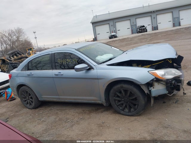 Продажа на аукционе авто 2012 Chrysler 200 Touring, vin: 1C3CCBBB9CN144527, номер лота: 44483539