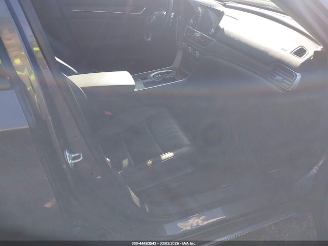 Honda Accord Touring 2021 1HGCV2F91MA033882 Image 5