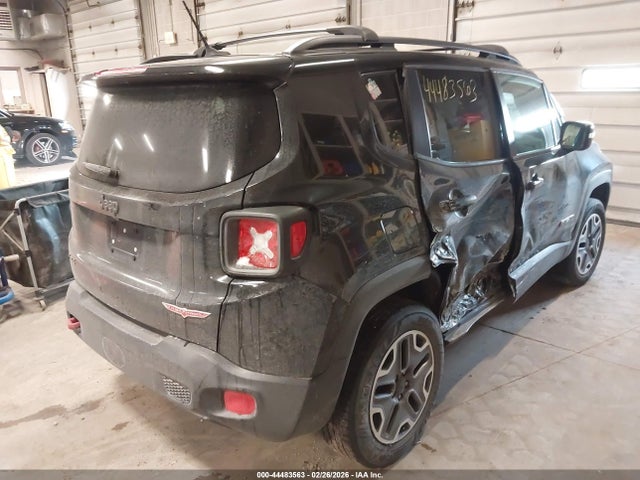 2015 JEEP RENEGADE ZACCJBCT2FPC46157 Photo 3