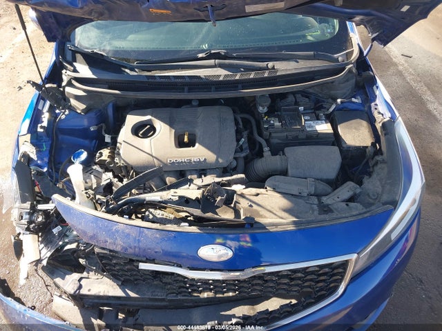 KIA FORTE LX 2017 3KPFK4A71HE126104 Image 10