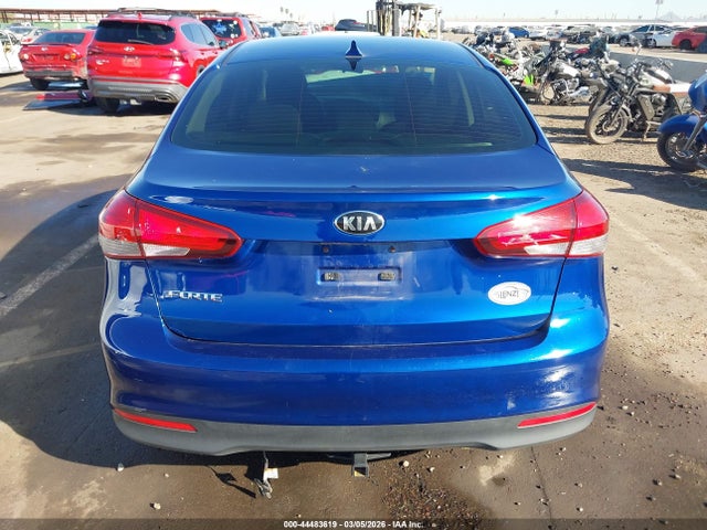 KIA FORTE LX 2017 3KPFK4A71HE126104 Image 16