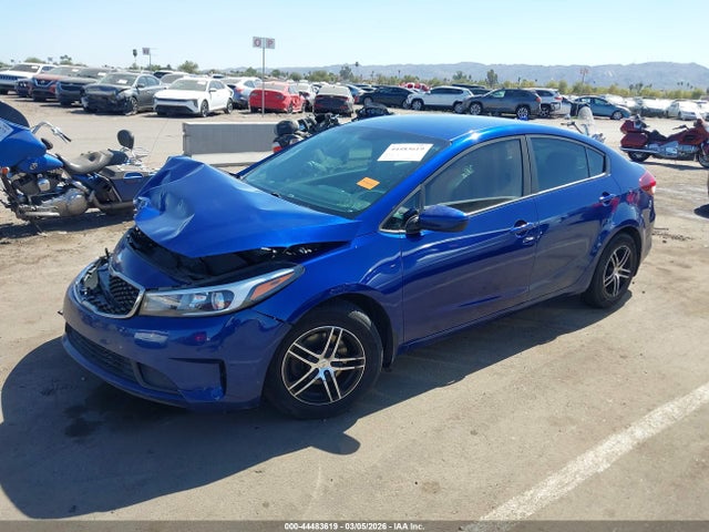 KIA FORTE LX 2017 3KPFK4A71HE126104 Image 2