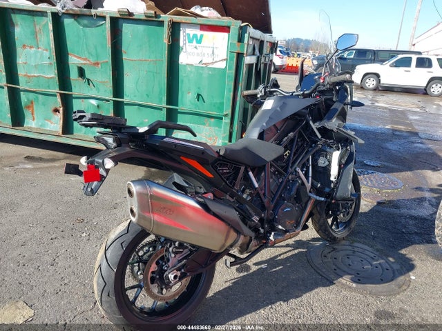2022 KTM 1290 VBKV79407NM951018 Photo 3