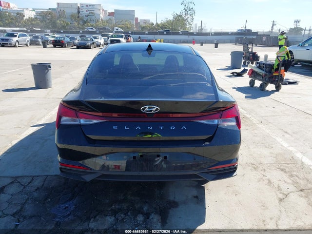 KMHLM4AG3PU548190 Hyundai ELANTRA SEL
