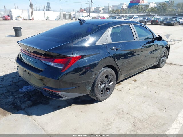 KMHLM4AG3PU548190 Hyundai ELANTRA SEL