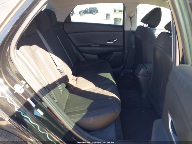 KMHLM4AG3PU548190 Hyundai ELANTRA SEL