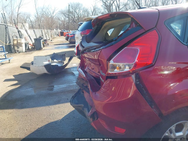 44483673 :رقم المزاد ، 3FADP4EJ7GM104777 vin ، 2016 Ford Fiesta Se مزاد بيع