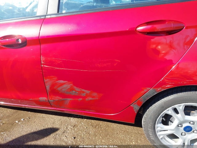 44483673 :رقم المزاد ، 3FADP4EJ7GM104777 vin ، 2016 Ford Fiesta Se مزاد بيع