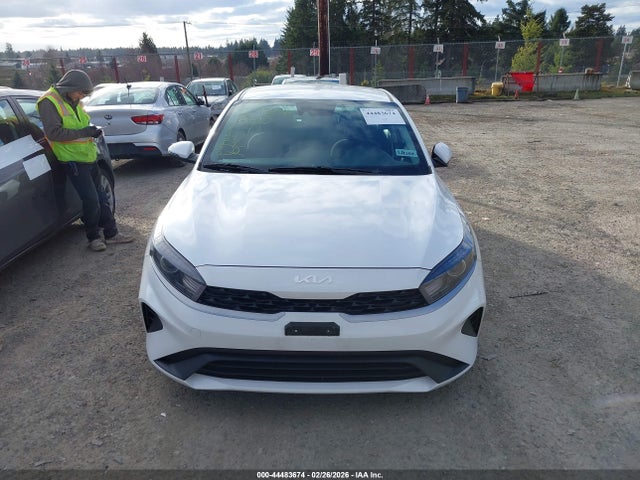 3KPF24AD3RE739140 KIA Forte Lxs