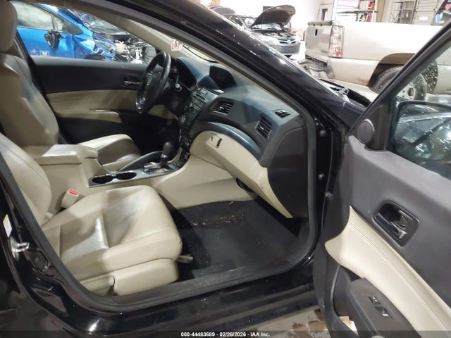 Продажа на аукционе авто 2013 Acura Ilx 2.0l, vin: 19VDE1F75DE000112, номер лота: 44483689
