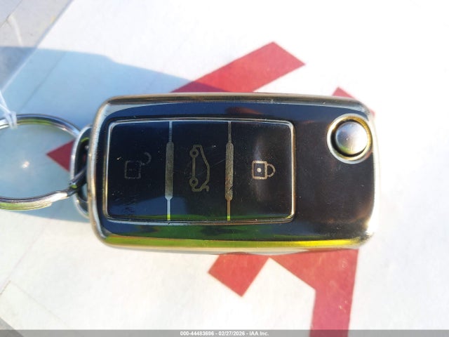 Aukcja sprzedaży 2016 Volkswagen Tiguan S, vin: WVGBV7AX9GW575862, numer aukcji: 44483696
