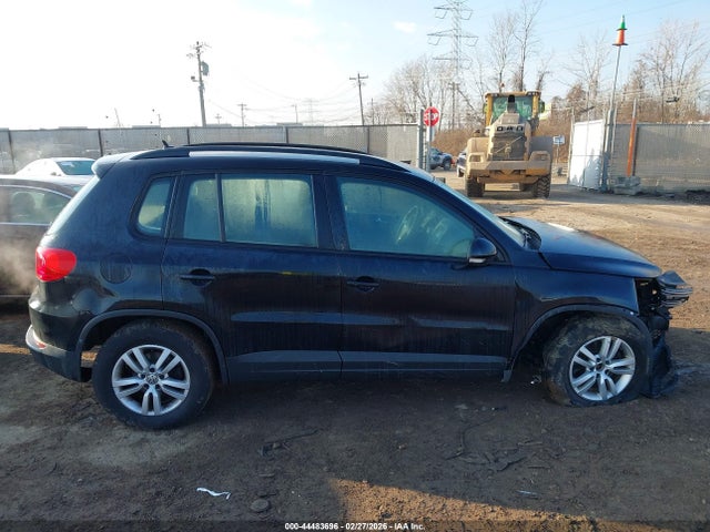 Aukcja sprzedaży 2016 Volkswagen Tiguan S, vin: WVGBV7AX9GW575862, numer aukcji: 44483696