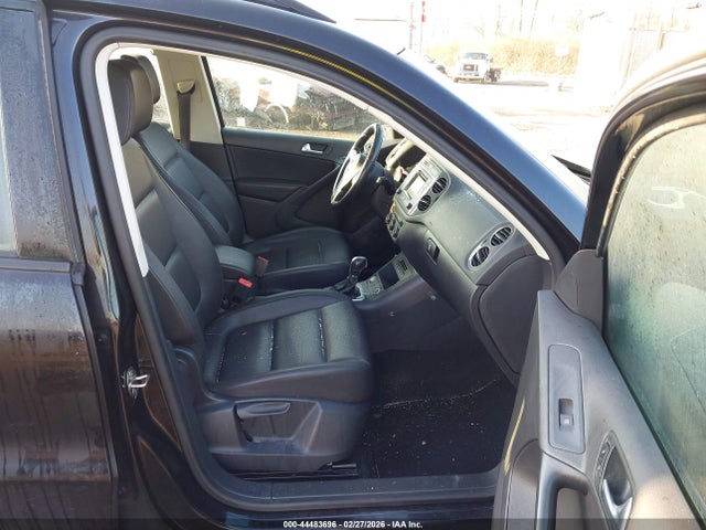 Aukcja sprzedaży 2016 Volkswagen Tiguan S, vin: WVGBV7AX9GW575862, numer aukcji: 44483696