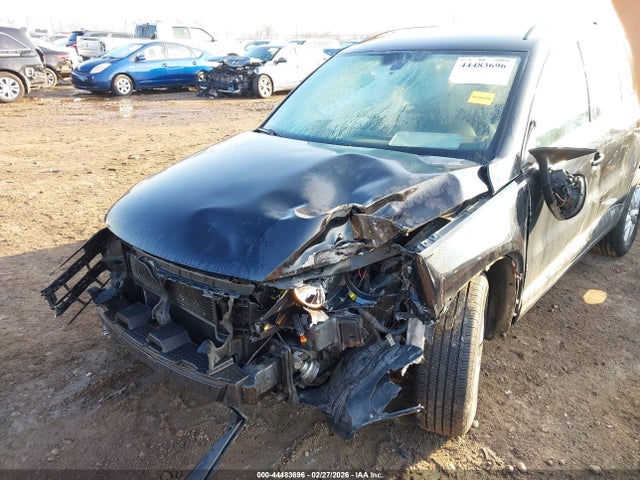 Aukcja sprzedaży 2016 Volkswagen Tiguan S, vin: WVGBV7AX9GW575862, numer aukcji: 44483696