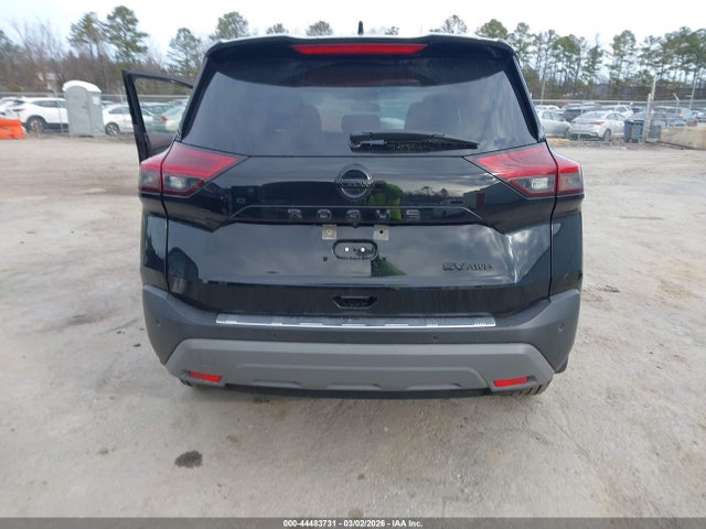 JN8AT3BB8MW216780 Nissan Rogue Sv Intelligent Awd
