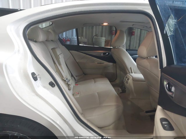 Продаж на аукціоні авто 2015 Infiniti Q50 Premium, vin: JN1BV7AR0FM419552, номер лоту: 44483734