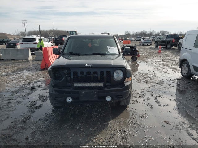 44483743 :رقم المزاد ، 1C4NJRFB9HD143971 vin ، 2017 Jeep Patriot Latitude 4x4 مزاد بيع