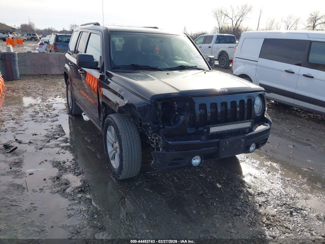 44483743 :رقم المزاد ، 1C4NJRFB9HD143971 vin ، 2017 Jeep Patriot Latitude 4x4 مزاد بيع