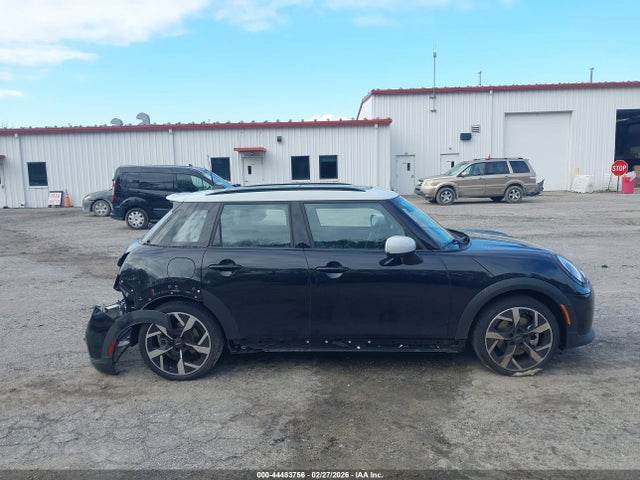 Mini Hardtop Cooper S 2025 WMW53GD09S2W40728 Image 14