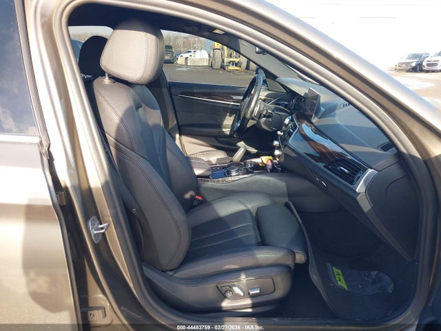 Продажа на аукционе авто 2019 Bmw 530i Xdrive, vin: WBAJA7C59KG910660, номер лота: 44483759