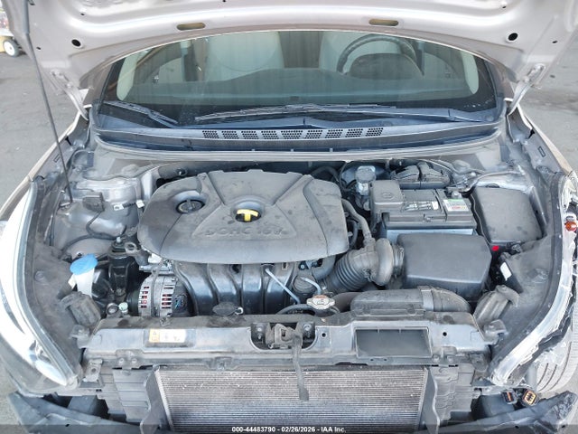 5NPDH4AE9GH664287 Hyundai ELANTRA SE