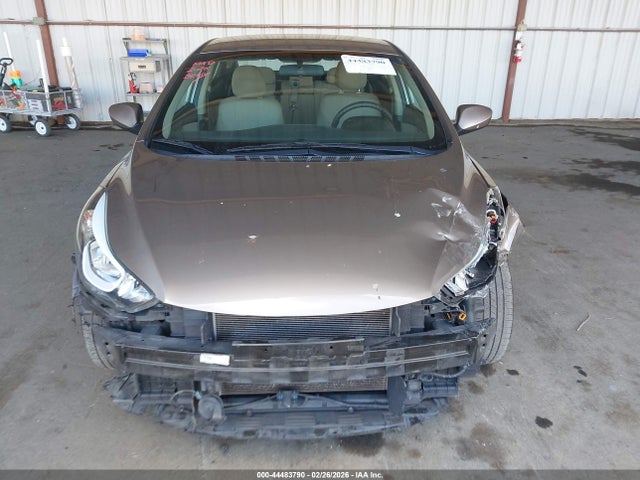 5NPDH4AE9GH664287 Hyundai ELANTRA SE