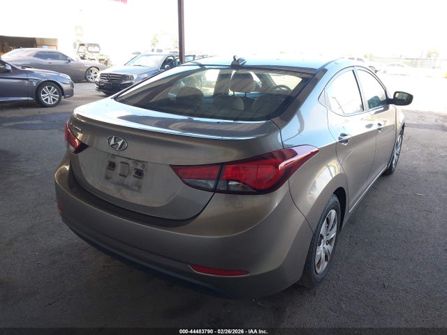 5NPDH4AE9GH664287 Hyundai ELANTRA SE