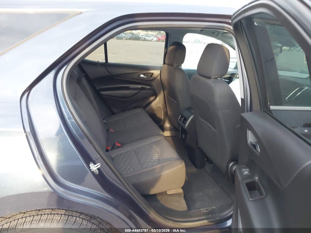 3GNAXSEV6JL369392 Chevrolet EQUINOX LT