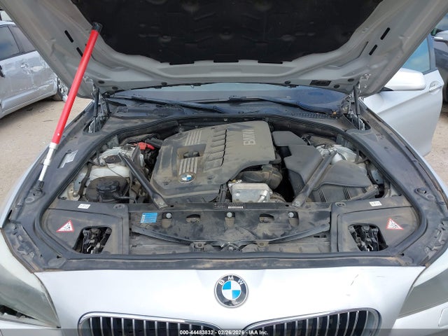 2011 BMW 528I WBAFR1C58BC738446 Photo 9