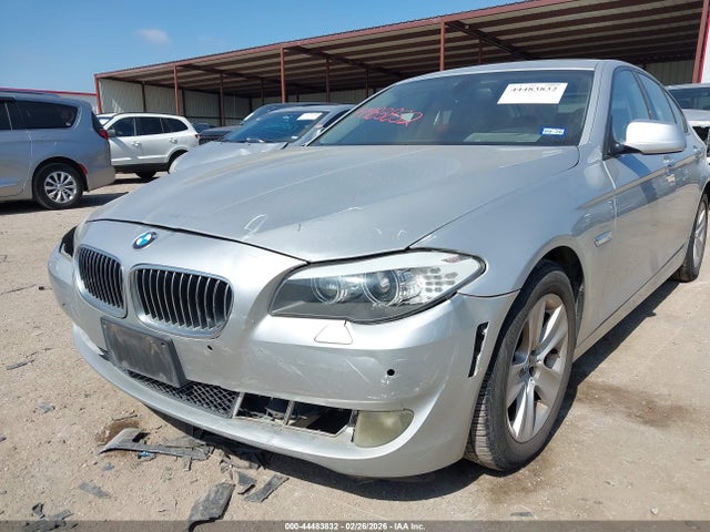2011 BMW 528I WBAFR1C58BC738446 Photo 5