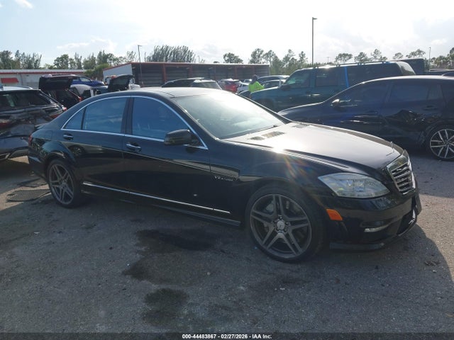 2013 MERCEDES-BENZ S 63 AMG WDDNG7EB8DA503298