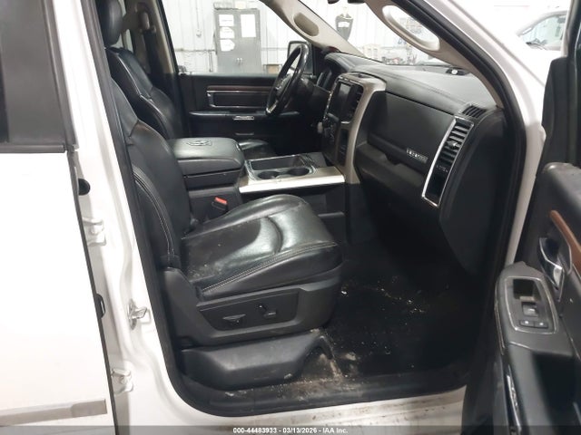 44483933 :رقم المزاد ، 1C6RR7NT6HS502219 vin ، 2017 Ram 1500 Laramie  4x4 5'7 Box مزاد بيع