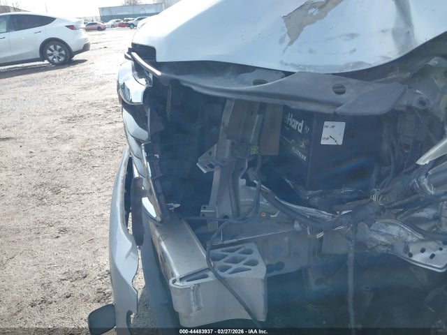 5TDBKRFH9FS140106 Toyota Highlander Le V6