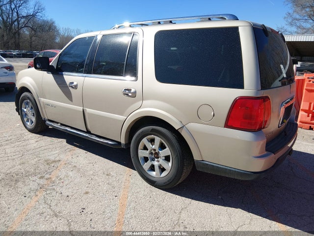 2006 LINCOLN NAVIGATOR 5LMFU28576LJ05029 Photo 2