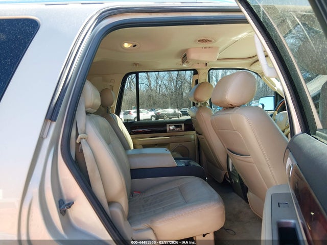 2006 LINCOLN NAVIGATOR 5LMFU28576LJ05029 Photo 7