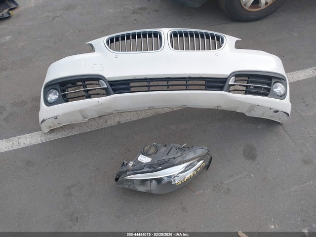 Продаж на аукціоні авто 2015 Bmw 528i, vin: WBA5A5C56FD522198, номер лоту: 44484015