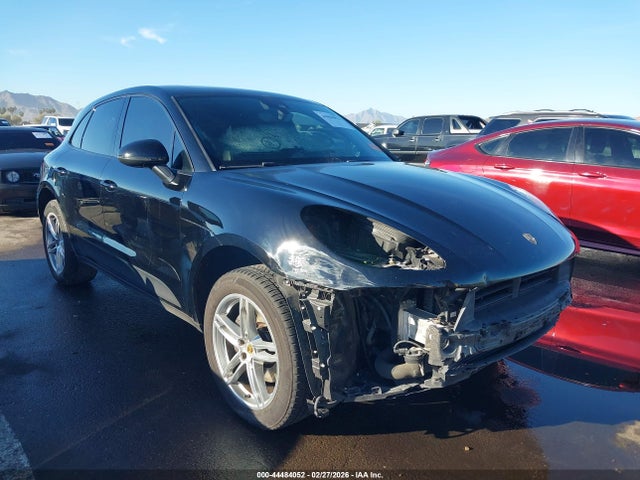 2017 PORSCHE MACAN WP1AA2A52HLB05767 Photo 5