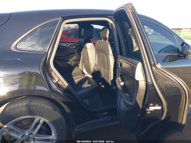 2017 PORSCHE MACAN WP1AA2A52HLB05767 Photo 7
