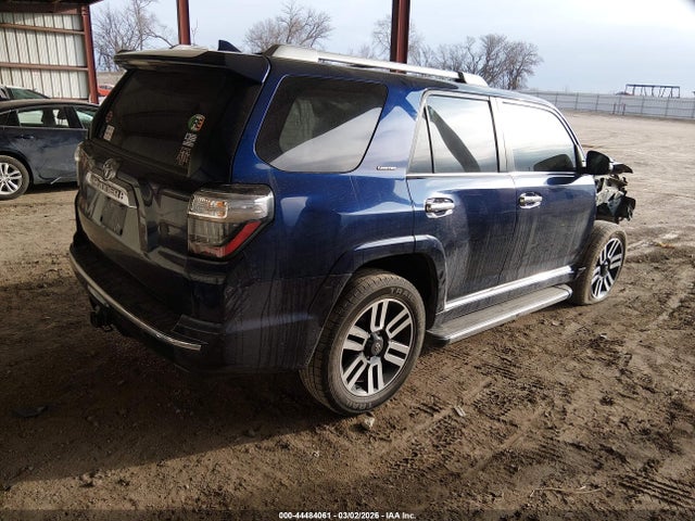 2020 TOYOTA 4RUNNER JTEBU5JR8L5751535 Photo 3