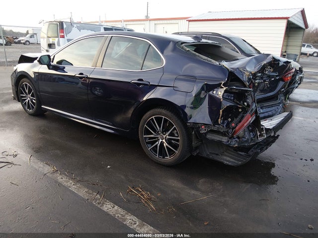2021 TOYOTA CAMRY 4T1G11AK4MU535487 Photo 2