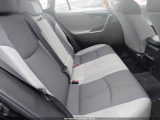 Toyota Rav4 Xle 2019 JTMP1RFV9KD514735 Image 8