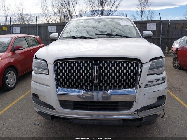 5LMJJ2TT5NEL07914 Lincoln Navigator Black Label
