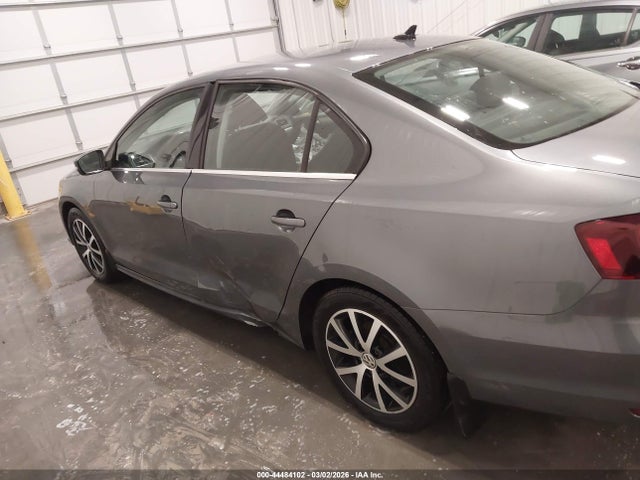 Продажа на аукционе авто 2017 Volkswagen Jetta 1.4t Se, vin: 3VWDB7AJ2HM339084, номер лота: 44484102