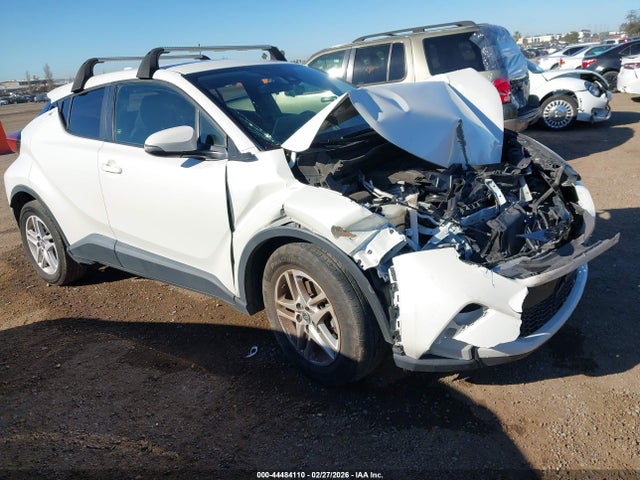 2021 TOYOTA C-HR JTNKHMBX7M1121302