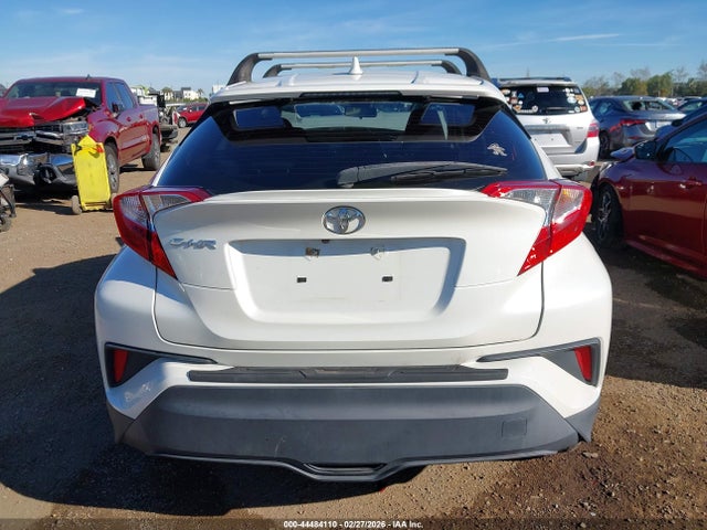 Toyota C-HR LE 2021 JTNKHMBX7M1121302 Image 16