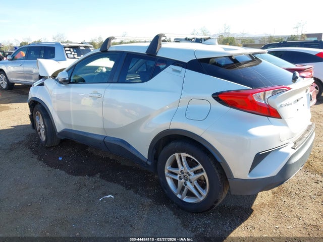 2021 TOYOTA C-HR JTNKHMBX7M1121302 Photo 2