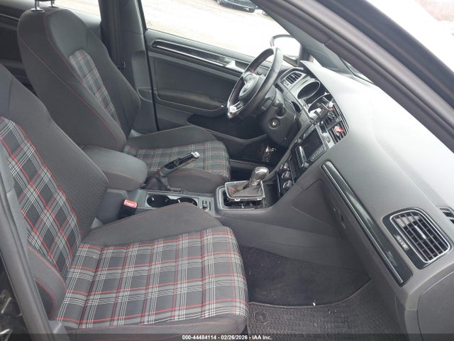 Продаж на аукціоні авто 2015 Volkswagen Golf Gti 2.0t S 4-door, vin: 3VW4T7AU0FM097464, номер лоту: 44484114