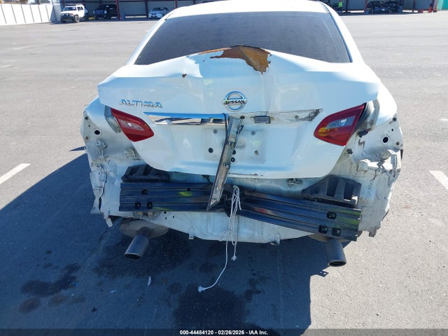 1N4AL3AP4JC157464 Nissan Altima 2.5 S