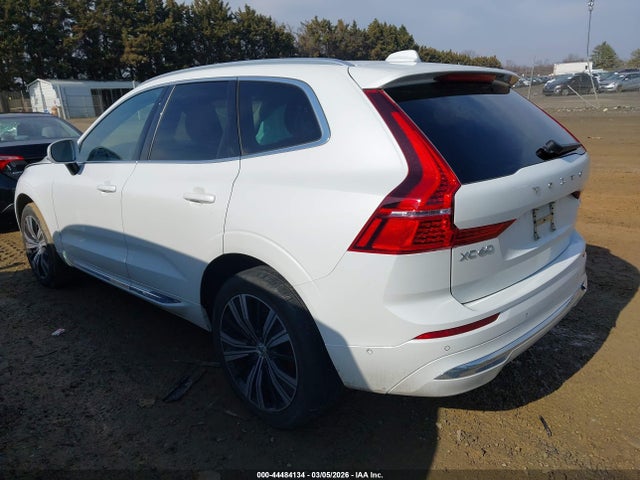 2023 VOLVO XC60 YV4L12RE9P1261066 Photo 2