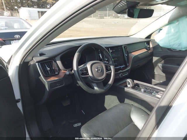 2023 VOLVO XC60 YV4L12RE9P1261066 Photo 4